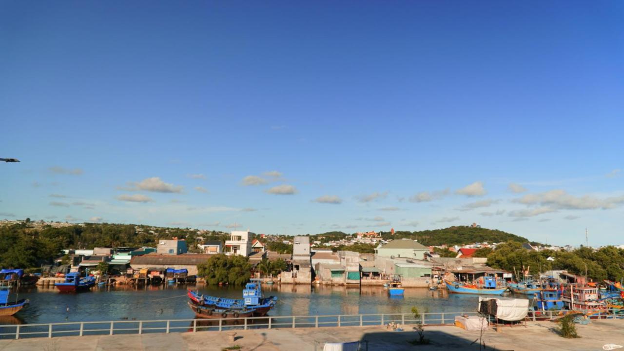 Homestay Chau Trieu - Фан Тиет Екстериор снимка